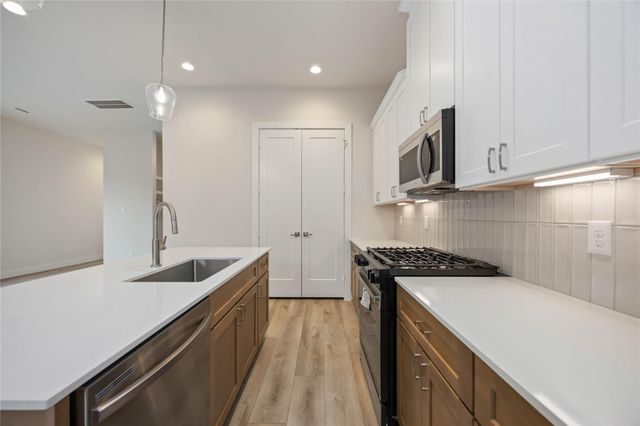 6109 De Campo Street, Houston, TX 77091