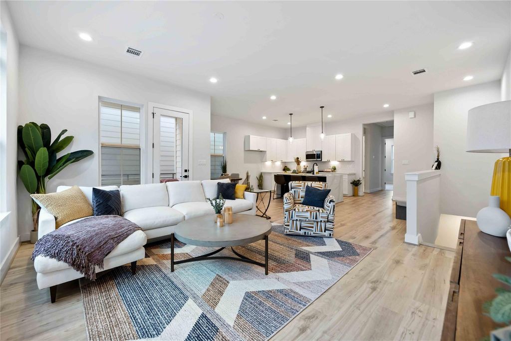 6109 De Campo Street, Houston, TX 77091