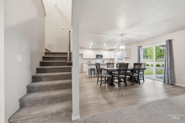 13149 S Chawon River Ave, Nampa, ID 83686