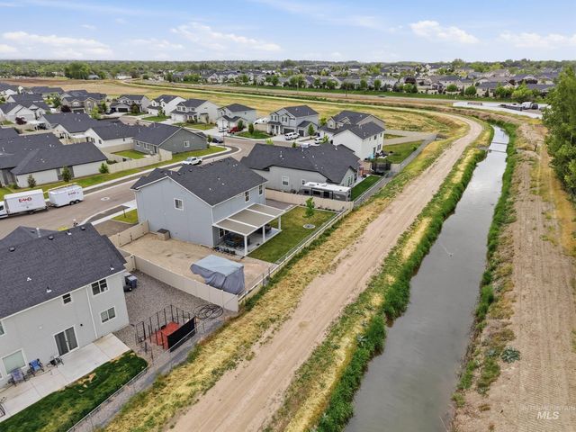 13149 S Chawon River Ave, Nampa, ID 83686