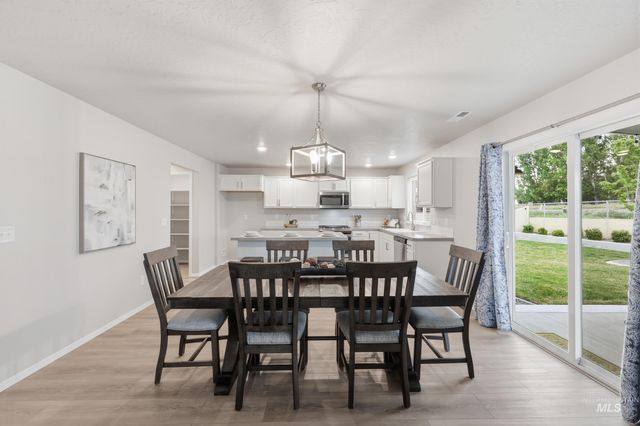13149 S Chawon River Ave, Nampa, ID 83686