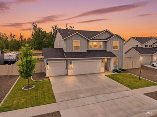 13149 S Chawon River Ave, Nampa, ID 83686