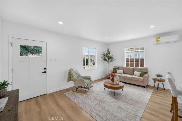 16819 Hayter, Bellflower, CA 90706