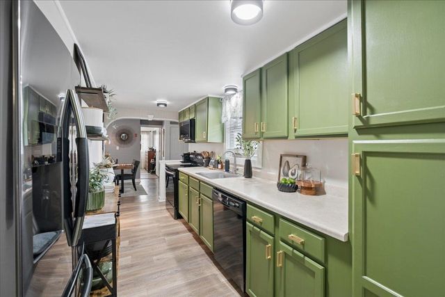 43 Elkins Street, Franklin, NH 03235