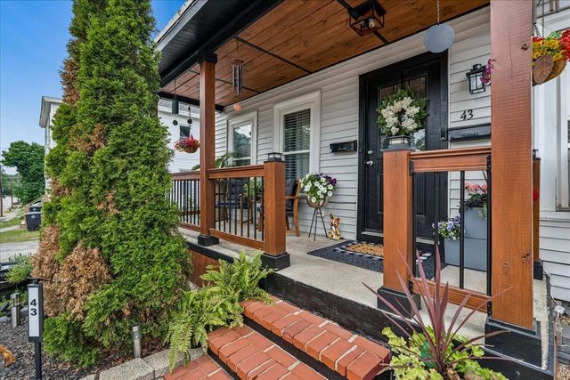 43 Elkins Street, Franklin, NH 03235