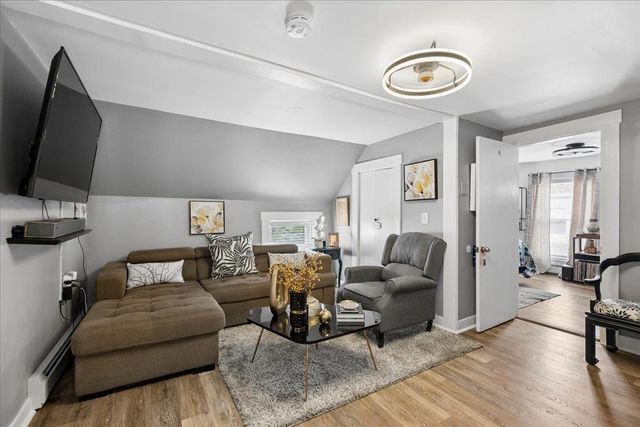 43 Elkins Street, Franklin, NH 03235