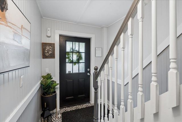 43 Elkins Street, Franklin, NH 03235