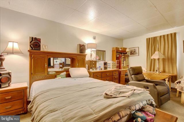 204 E ORANGE ST, Shippensburg, PA 17257
