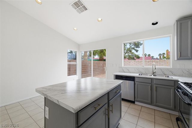 7524 Mycroft Court, Las Vegas, NV 89147