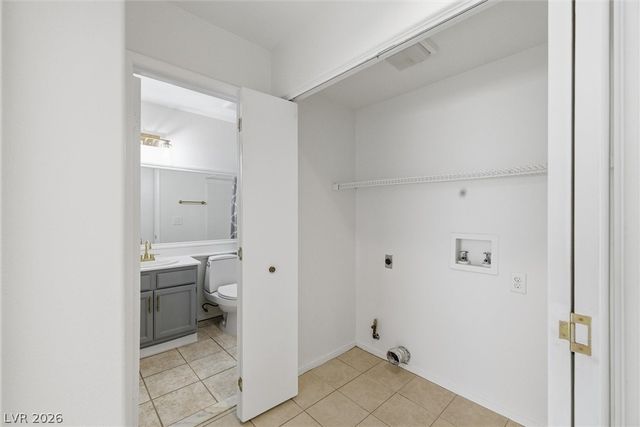 7524 Mycroft Court, Las Vegas, NV 89147