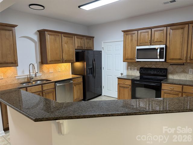 14817 Santa Lucia Drive, Charlotte, NC 28277