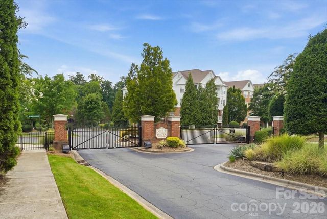 14817 Santa Lucia Drive, Charlotte, NC 28277