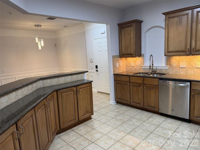 14817 Santa Lucia Drive, Charlotte, NC 28277