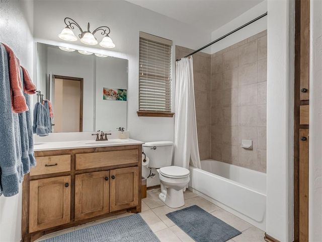 10695 NE 4th Street, Midwest City, OK 73130
