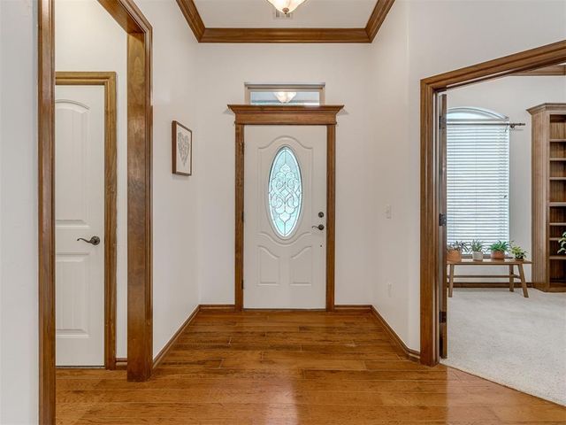10695 NE 4th Street, Midwest City, OK 73130