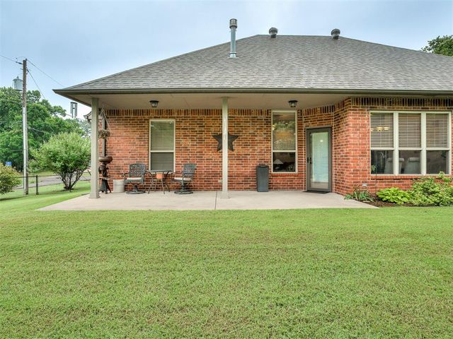 10695 NE 4th Street, Midwest City, OK 73130