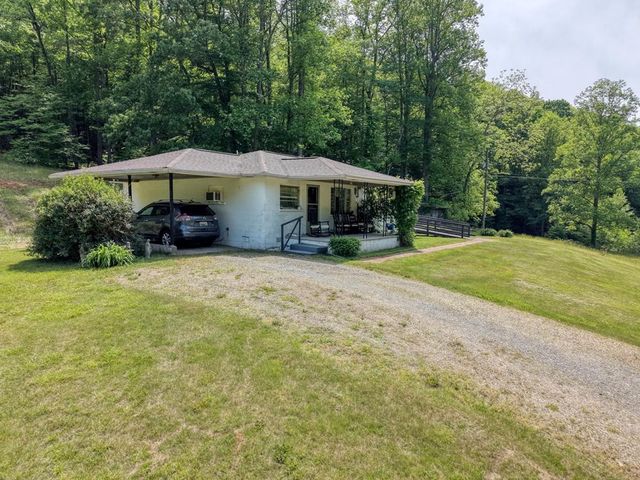 4706 Swallows Creek Road, Hiawassee, GA 30546