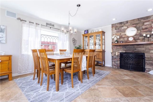 23300 Haynes, West Hills, CA 91307