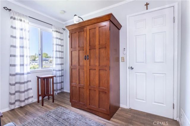 23300 Haynes, West Hills, CA 91307