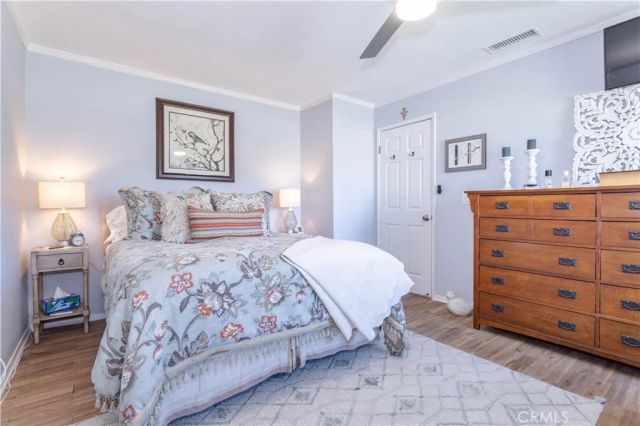 23300 Haynes, West Hills, CA 91307