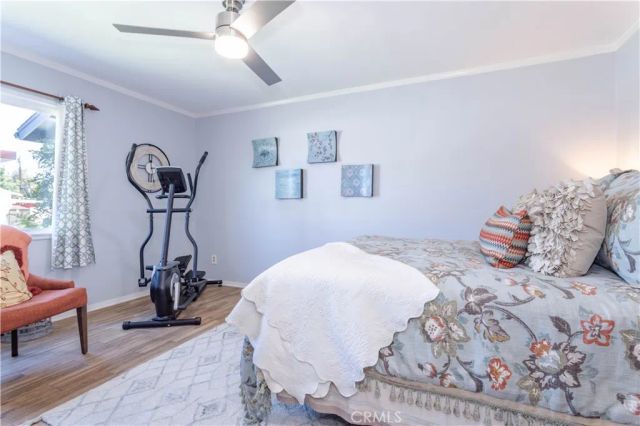 23300 Haynes, West Hills, CA 91307