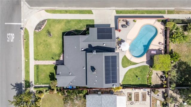 23300 Haynes, West Hills, CA 91307