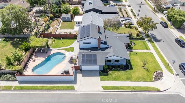 23300 Haynes, West Hills, CA 91307