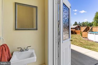 5112 RIDGEVIEW DR, Harrisburg, PA 17112