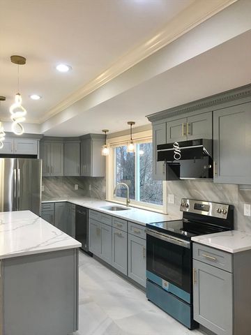 14-16 Grove St 1, Malden, MA 02148