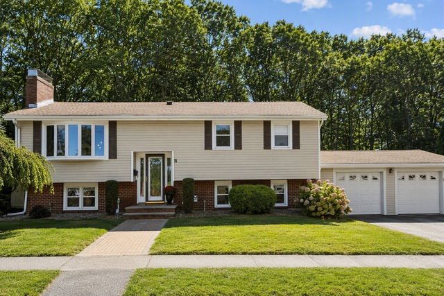 31 Paul Ave, Peabody, MA 01960