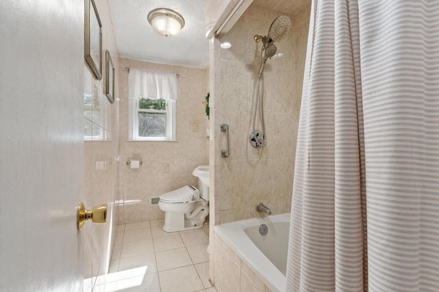 31 Paul Ave, Peabody, MA 01960