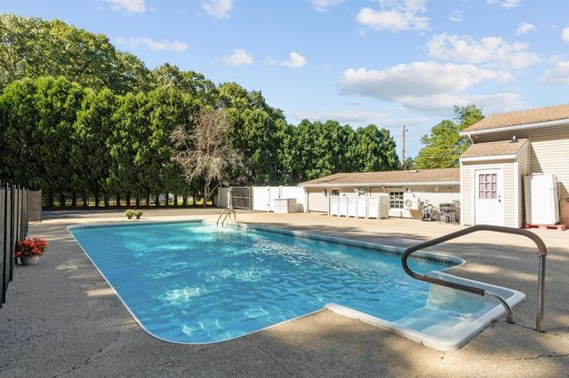31 Paul Ave, Peabody, MA 01960