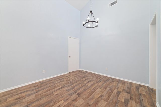 17 April Point Drive N, Conroe, TX 77356