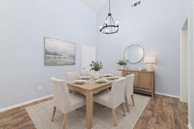 17 April Point Drive N, Conroe, TX 77356