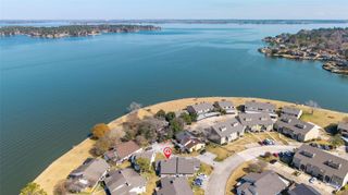 17 April Point Drive N, Conroe, TX 77356