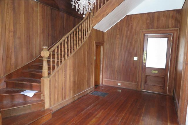 105 SE 1ST AVENUE, Lake Butler, FL 32054