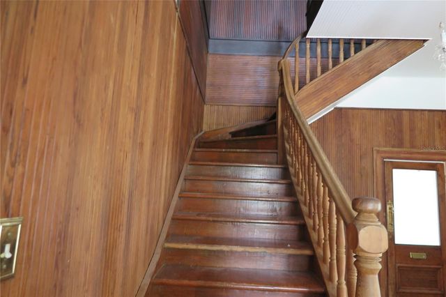 105 SE 1ST AVENUE, Lake Butler, FL 32054