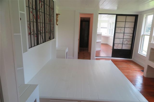 105 SE 1ST AVENUE, Lake Butler, FL 32054