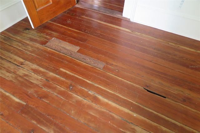 105 SE 1ST AVENUE, Lake Butler, FL 32054