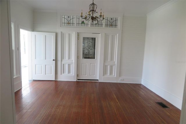 105 SE 1ST AVENUE, Lake Butler, FL 32054