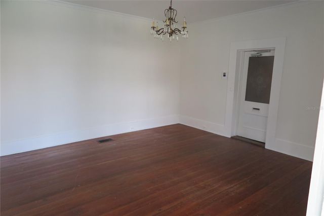 105 SE 1ST AVENUE, Lake Butler, FL 32054