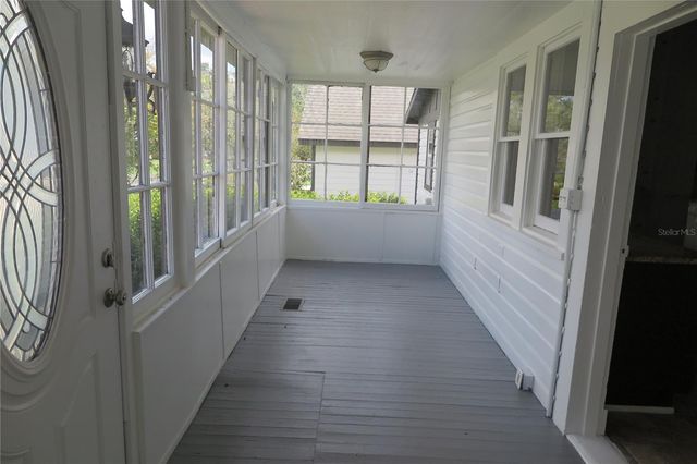 105 SE 1ST AVENUE, Lake Butler, FL 32054