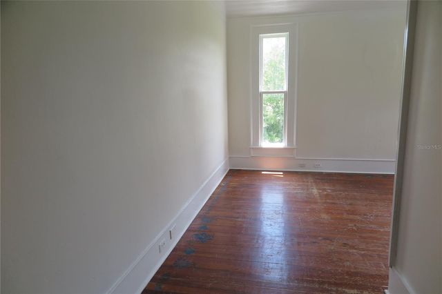 105 SE 1ST AVENUE, Lake Butler, FL 32054