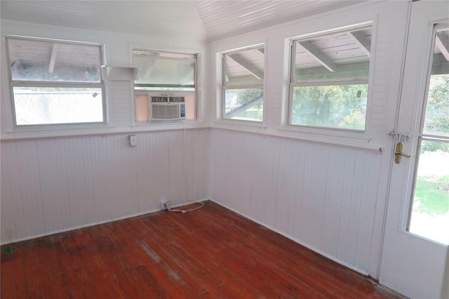 105 SE 1ST AVENUE, Lake Butler, FL 32054