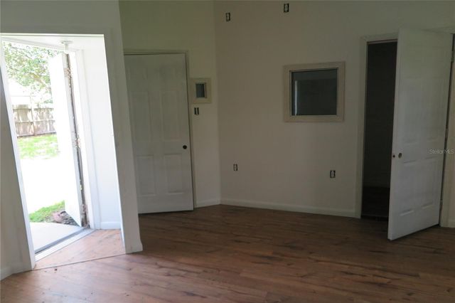 105 SE 1ST AVENUE, Lake Butler, FL 32054