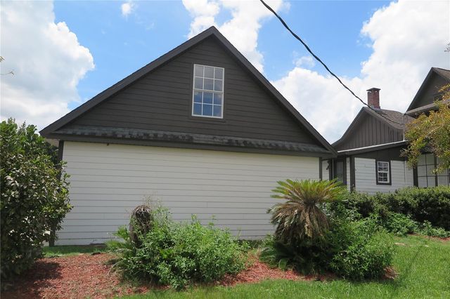 105 SE 1ST AVENUE, Lake Butler, FL 32054