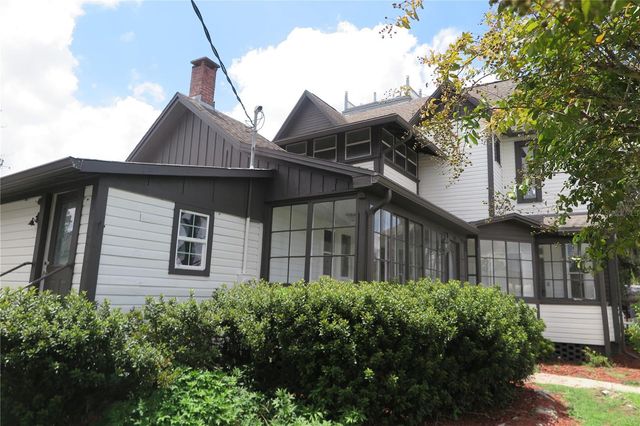 105 SE 1ST AVENUE, Lake Butler, FL 32054