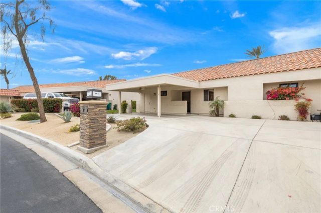40465 La Costa Circle West, Palm Desert, CA 92211