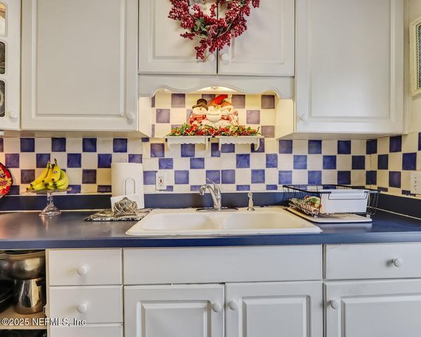 4519 BIRKENHEAD Road, Jacksonville, FL 32210