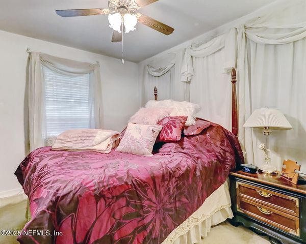 4519 BIRKENHEAD Road, Jacksonville, FL 32210